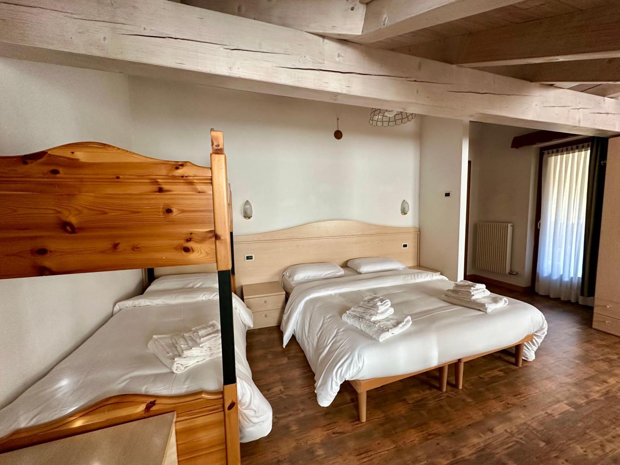 Hotel Garni Maffei 平佐洛 外观 照片