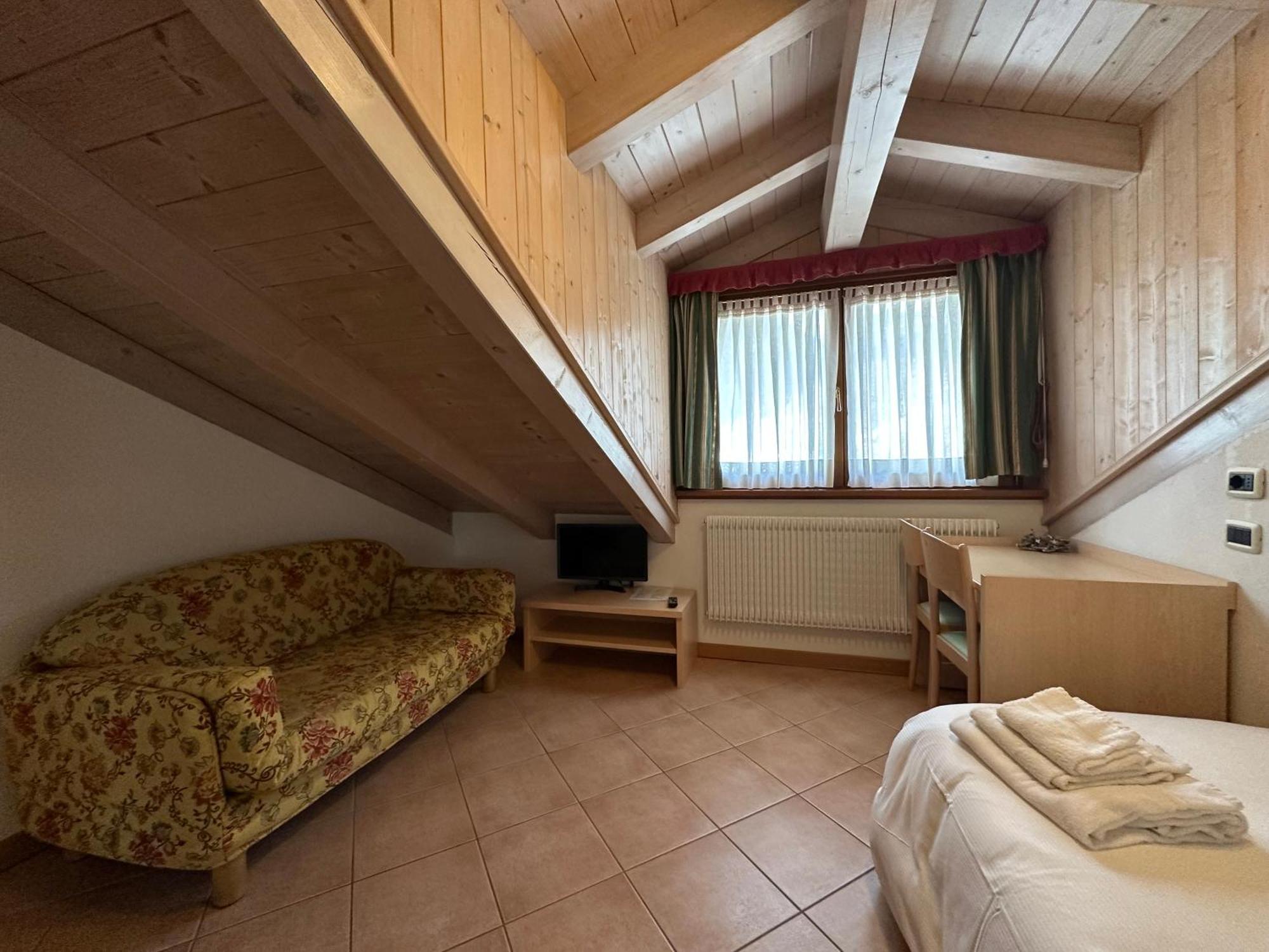Hotel Garni Maffei 平佐洛 外观 照片