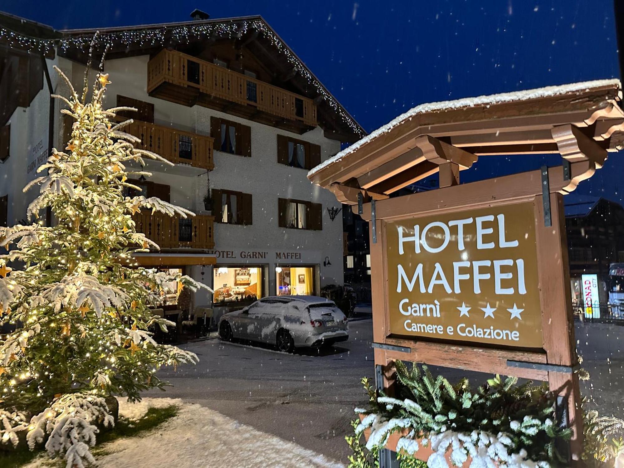 Hotel Garni Maffei 平佐洛 外观 照片